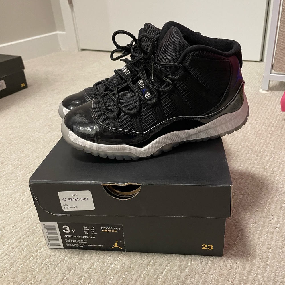 Jordan retro 11